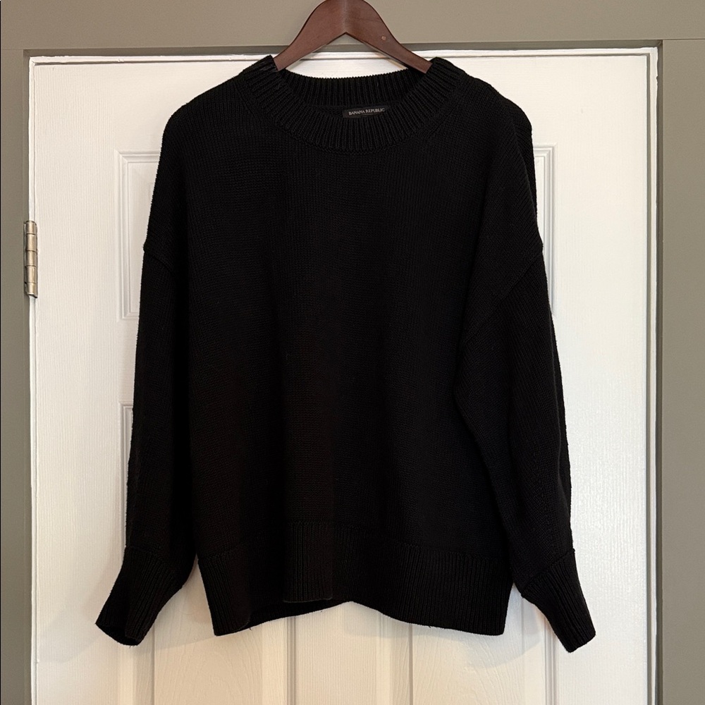 Banana Republic Black Crew Neck Sweater